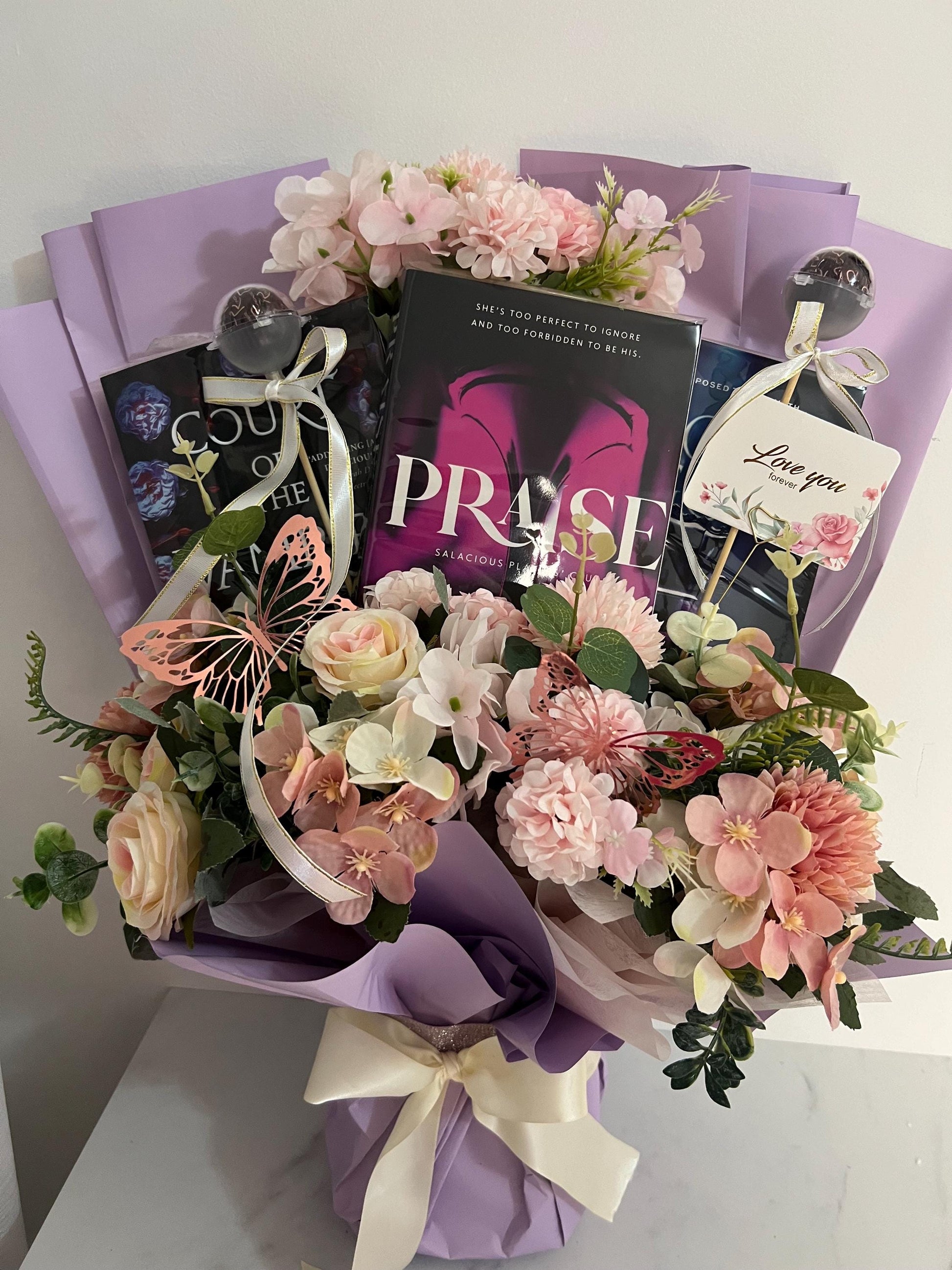 Book Bouquet