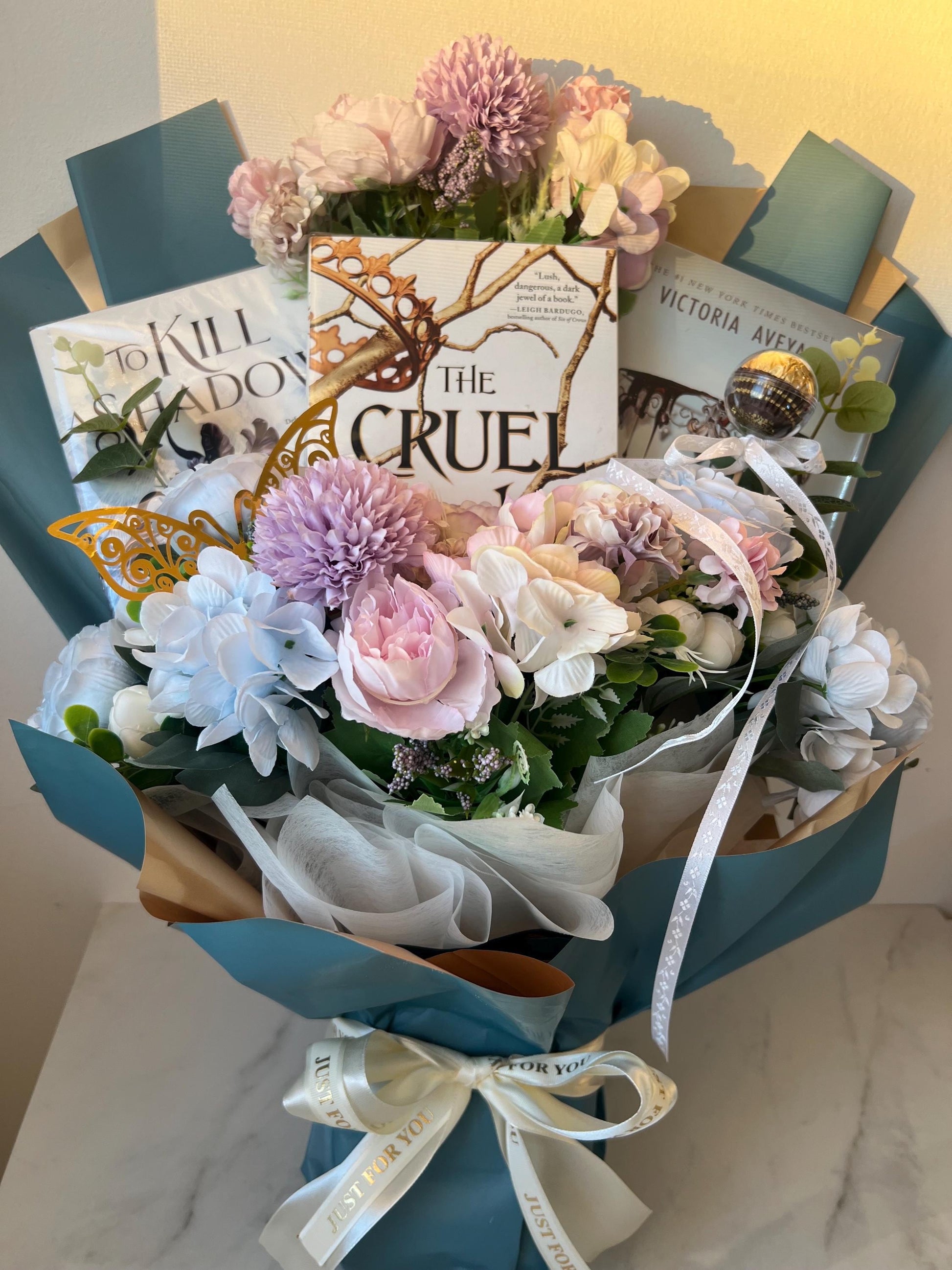 Book Bouquet