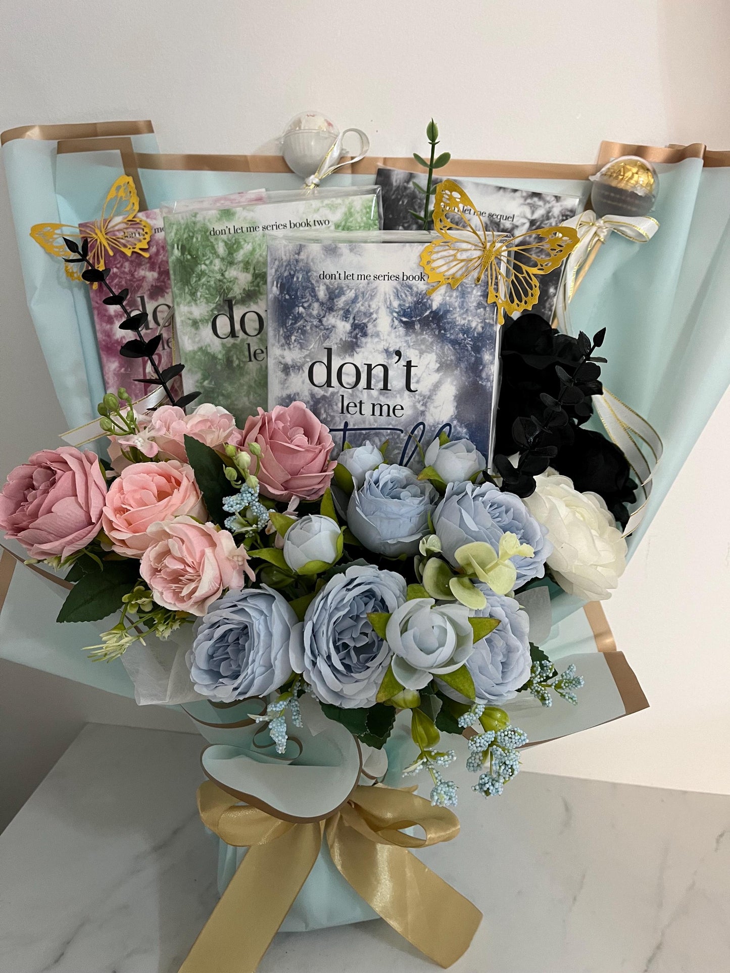 Book Bouquet